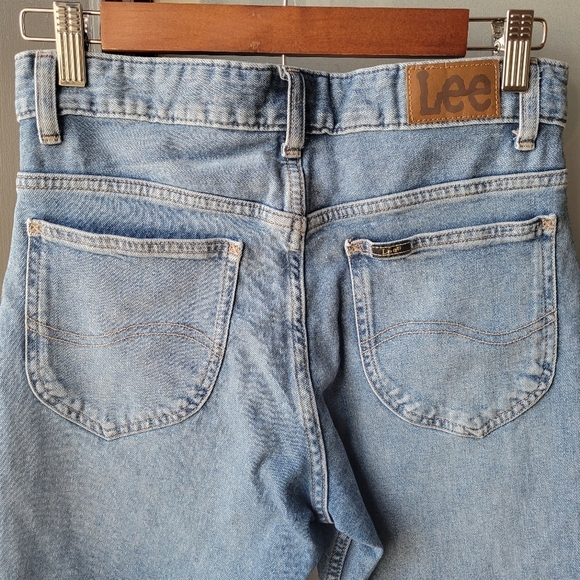 Lee Jeans Boyfriend Mid Rise 10" in Womens Size 2 Medium Stretch Relaxed Blue - Picture 4 of 9